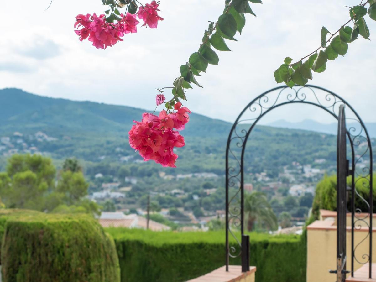 Authentic Groundfloor Apartment In Beautiful Villa, Jávea Buitenkant foto