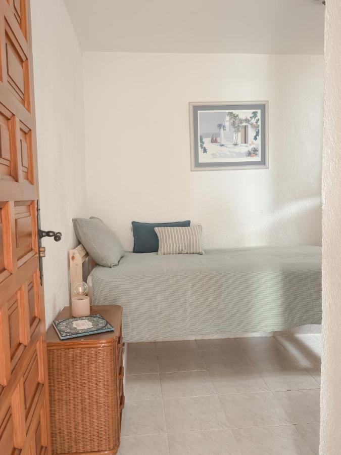Authentic Groundfloor Apartment In Beautiful Villa, Jávea Buitenkant foto