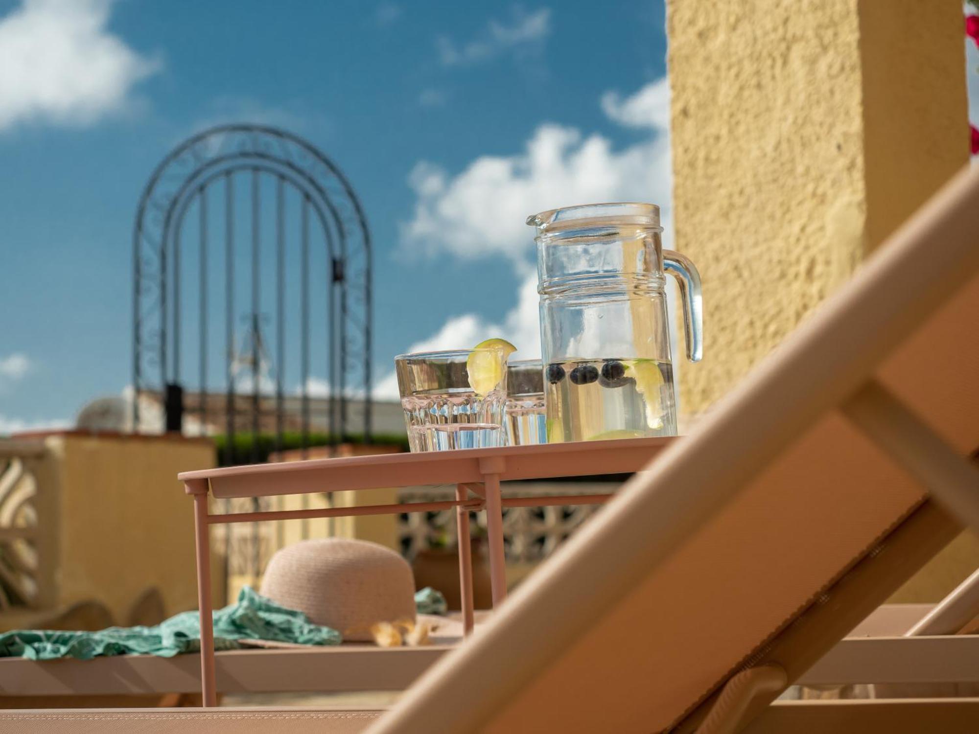 Authentic Groundfloor Apartment In Beautiful Villa, Jávea Buitenkant foto